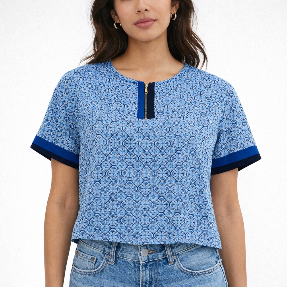 NWOT Cappagallo XL Blouse Blue Short Sleeve Gold Hardware